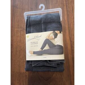 Nwt womens Universal threads seamless leggings S/M Dark blue high waist casual